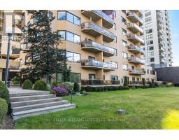 1202 - 19 KING STREET - 38