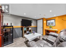 65 ALMOND ROAD - 32