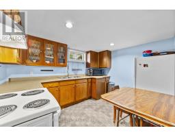 65 ALMOND ROAD - 36