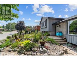 65 ALMOND ROAD - 9