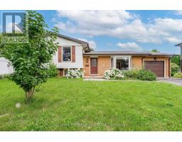 57 MCTAGGART CRESCENT - 3