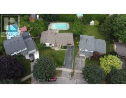 57 MCTAGGART CRESCENT - 40