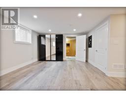 16 FOXBOROUGH PLACE - 26