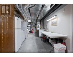 16 FOXBOROUGH PLACE - 32