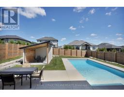 62 CRESTVIEW DRIVE - 41
