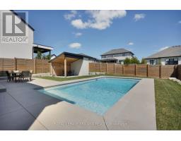 62 CRESTVIEW DRIVE - 43