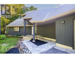 10239 PINETREE DRIVE - 12