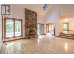 10239 PINETREE DRIVE - 16