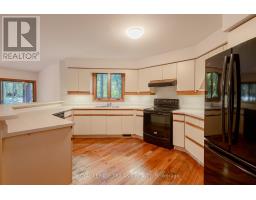10239 PINETREE DRIVE - 22