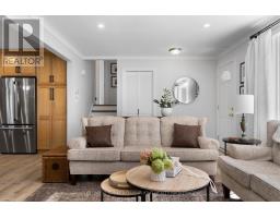 56 HILLCREST DRIVE - 9