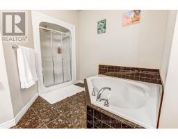 23 - 1574 RICHMOND STREET - 17