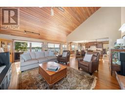 1031 ST CLAIR PARKWAY - 16