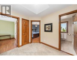 1031 ST CLAIR PARKWAY - 19