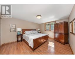 1031 ST CLAIR PARKWAY - 23