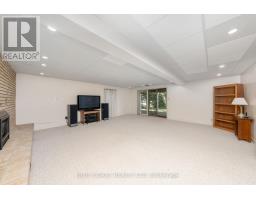 1031 ST CLAIR PARKWAY - 32