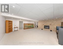 1031 ST CLAIR PARKWAY - 33