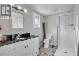 31 MCTAGGART CRESCENT - 24