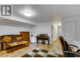 7 - 320 WESTMINSTER AVENUE - 32