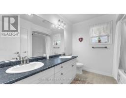 225 BAXTER STREET - 18