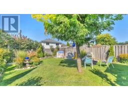 225 BAXTER STREET - 27
