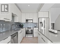971 - 971 WEST VILLAGE SQUARE - 14