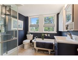 26 DALY AVENUE - 31