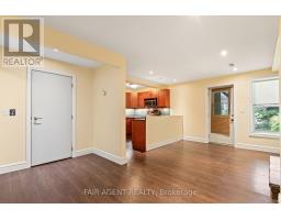 26 DALY AVENUE - 34