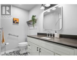 31 - 499 TEEPLE TERRACE - 28