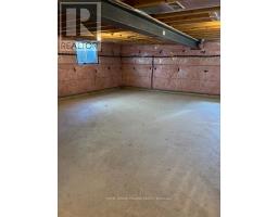 90 KNOTT DRIVE - 10