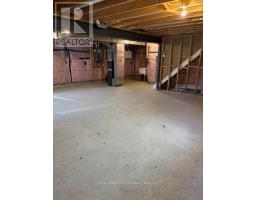 90 KNOTT DRIVE - 11