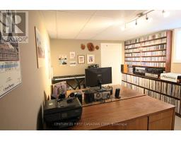 1741 ESTEVAN ROAD - 30