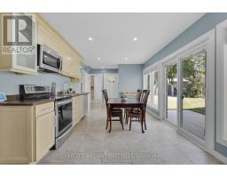 66 LLOYD MANOR CRESCENT - 13