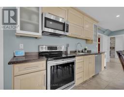 66 LLOYD MANOR CRESCENT - 17