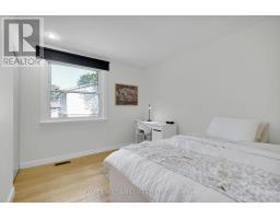 66 LLOYD MANOR CRESCENT - 25
