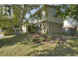 66 LLOYD MANOR CRESCENT - 3