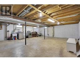 66 LLOYD MANOR CRESCENT - 31