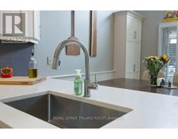 1862 CREEKSIDE STREET - 10