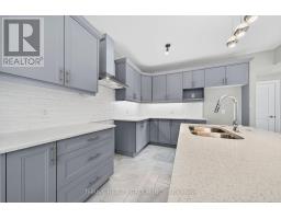3465 ORIOLE CIRCLE E - 12