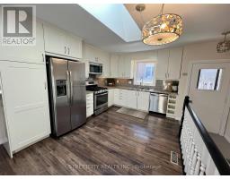295 WALMER GROVE - 11