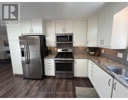 295 WALMER GROVE - 16
