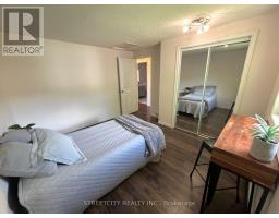 295 WALMER GROVE - 21