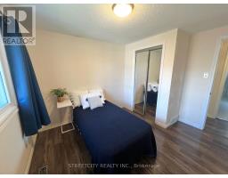 295 WALMER GROVE - 23