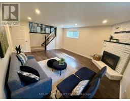 295 WALMER GROVE - 30
