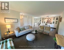295 WALMER GROVE - 5