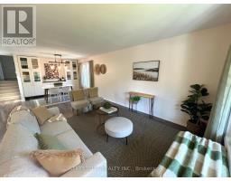 295 WALMER GROVE - 7