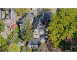 239 TECUMSEH AVENUE E - 31