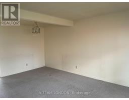 17 - 135 BELMONT DRIVE - 5
