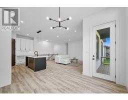 32 BRISCOE CRESCENT - 21