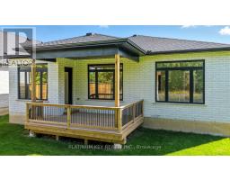32 BRISCOE CRESCENT - 44