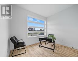 32 BRISCOE CRESCENT - 6